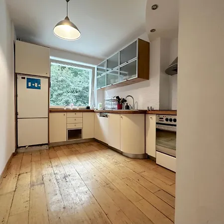 Elk - 5 Minutes To Molo & Seaside 索波特