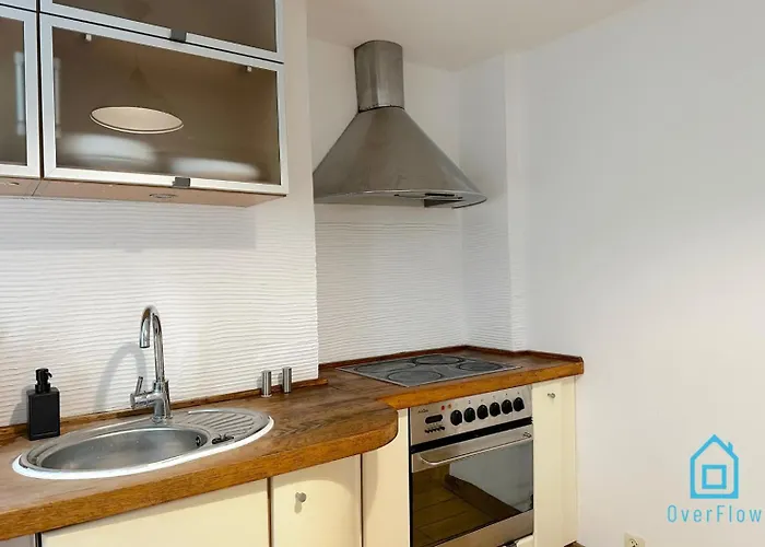 Elk - 5 Minutes To Molo & Seaside 民宿