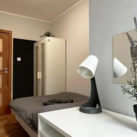 Elk - 5 Minutes To Molo & Seaside ホームステイ *